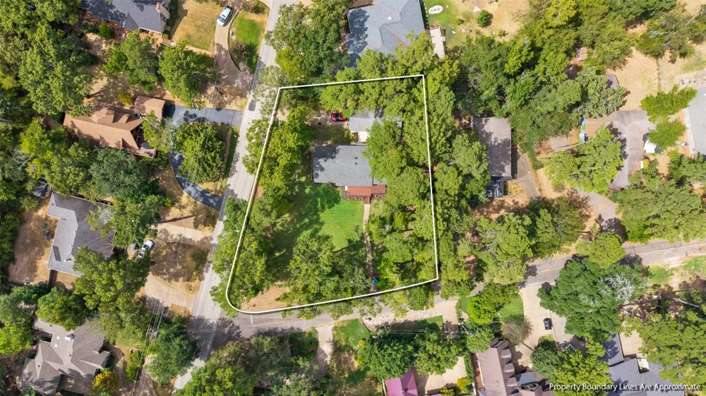 1407 Lakeshore Hideaway, TX 75771