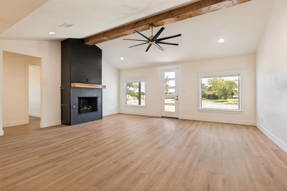 108 Keeter Road Springtown, TX 76082