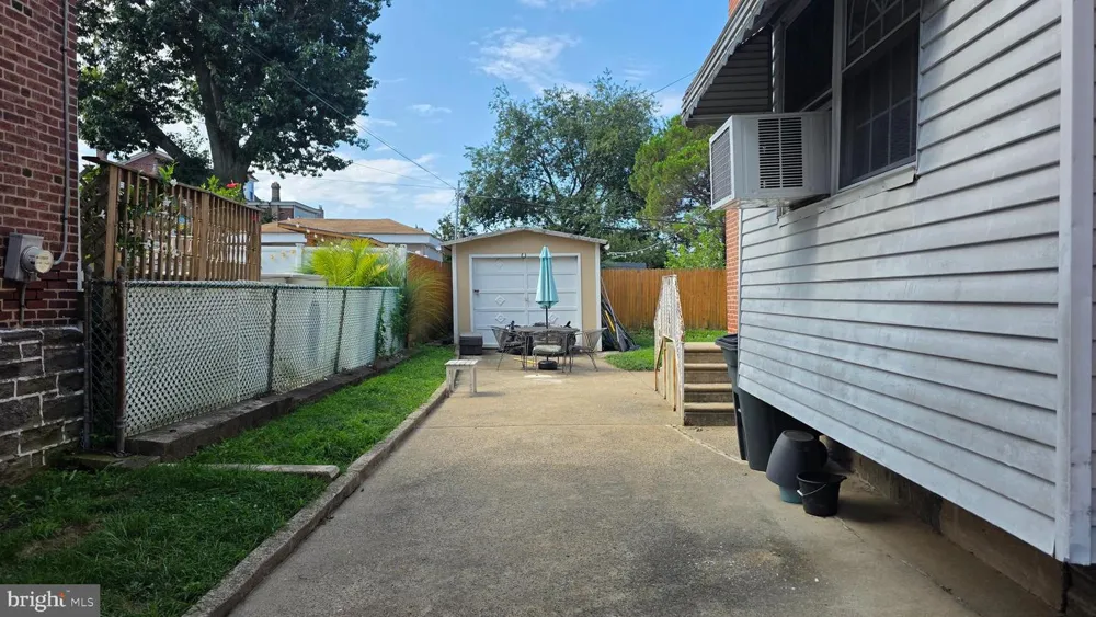 1128 BLEIGH AVENUE Philadelphia, PA 19111