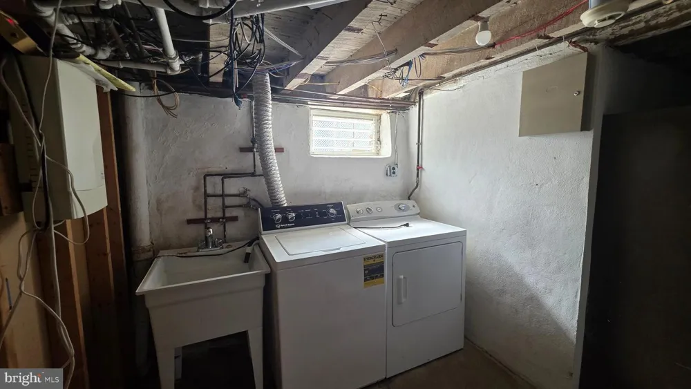 1128 BLEIGH AVENUE Philadelphia, PA 19111