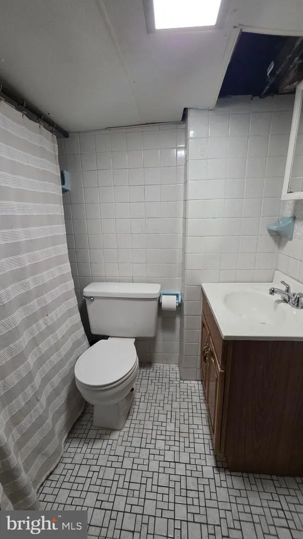 1128 BLEIGH AVENUE Philadelphia, PA 19111
