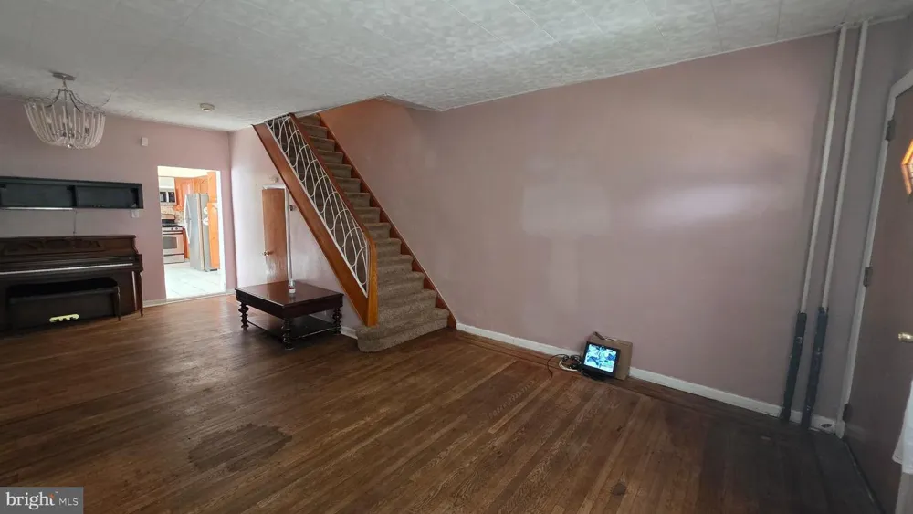 1128 BLEIGH AVENUE Philadelphia, PA 19111
