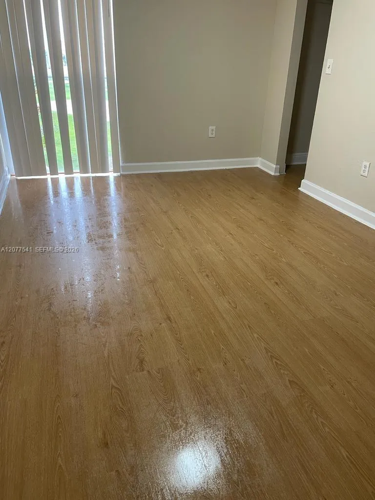 7075 NW 186th St #C505 Hialeah, FL 33015