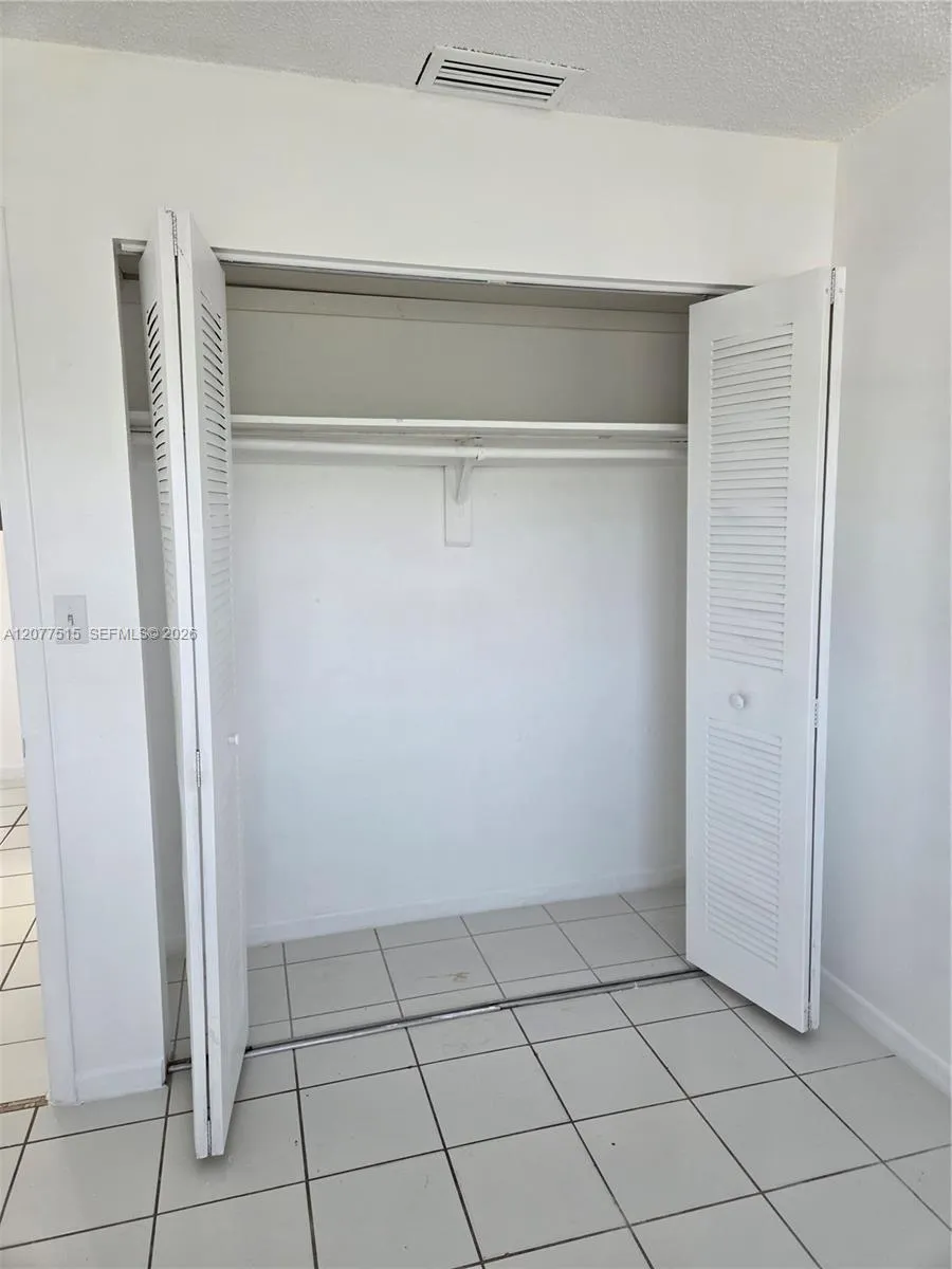 4030 SW 61st Ave #8 Davie, FL 33314