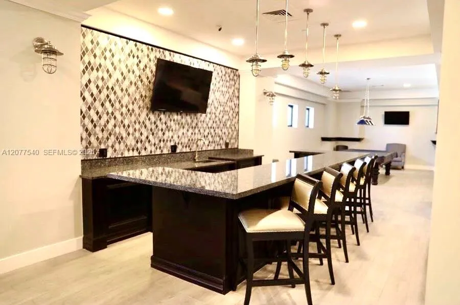2501 S Ocean Dr #1231 Hollywood, FL 33019