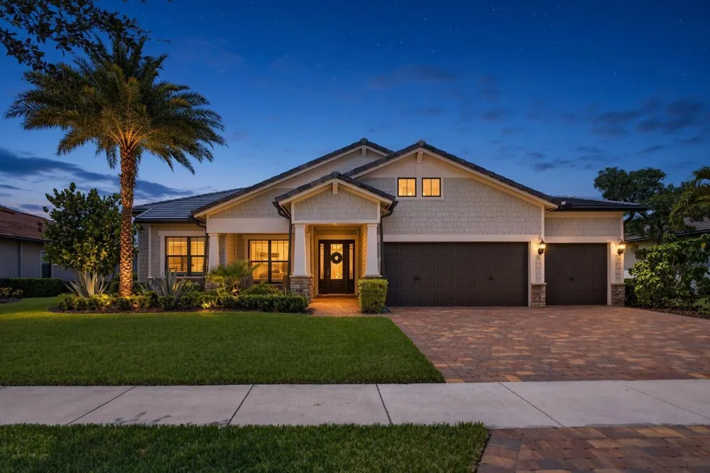 9223 Balsamo Drive Palm Beach Gardens, FL 33412
