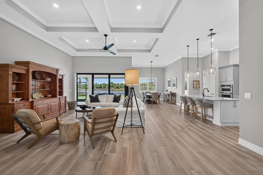 9223 Balsamo Drive Palm Beach Gardens, FL 33412