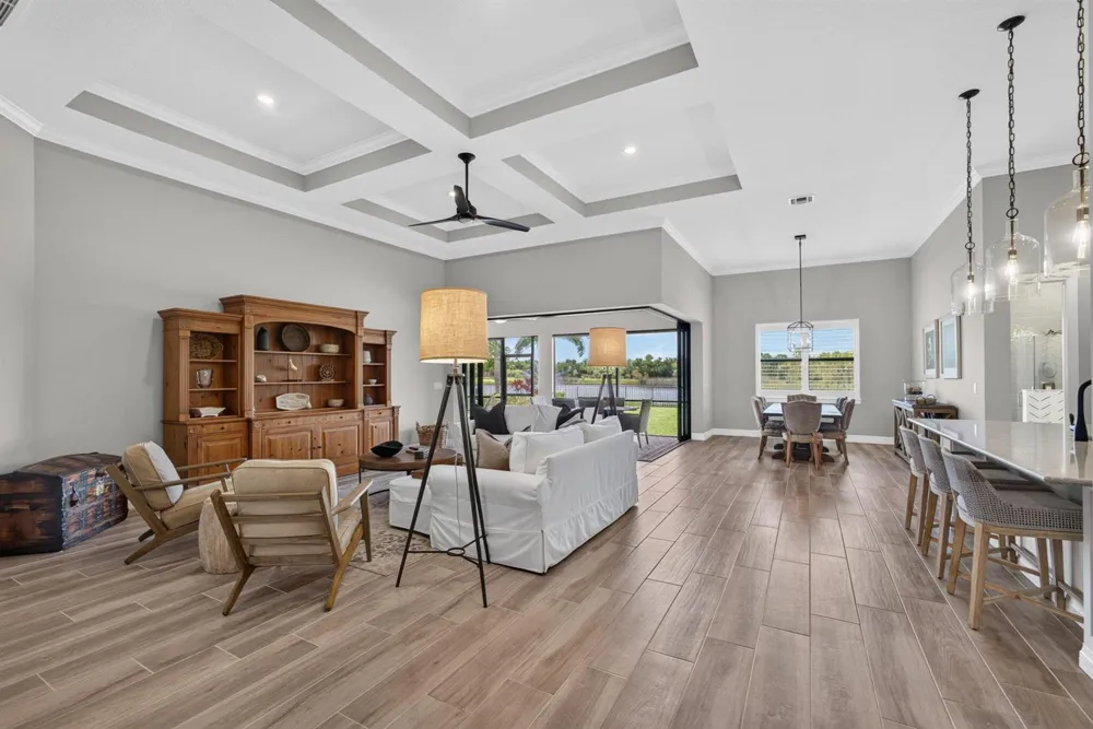 9223 Balsamo Drive Palm Beach Gardens, FL 33412