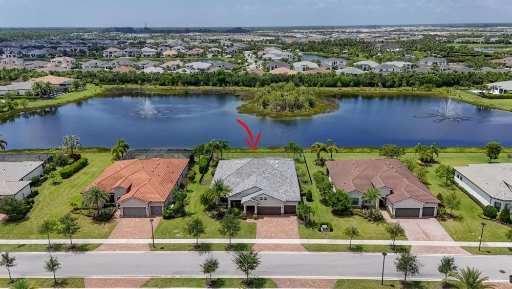 9223 Balsamo Drive Palm Beach Gardens, FL 33412