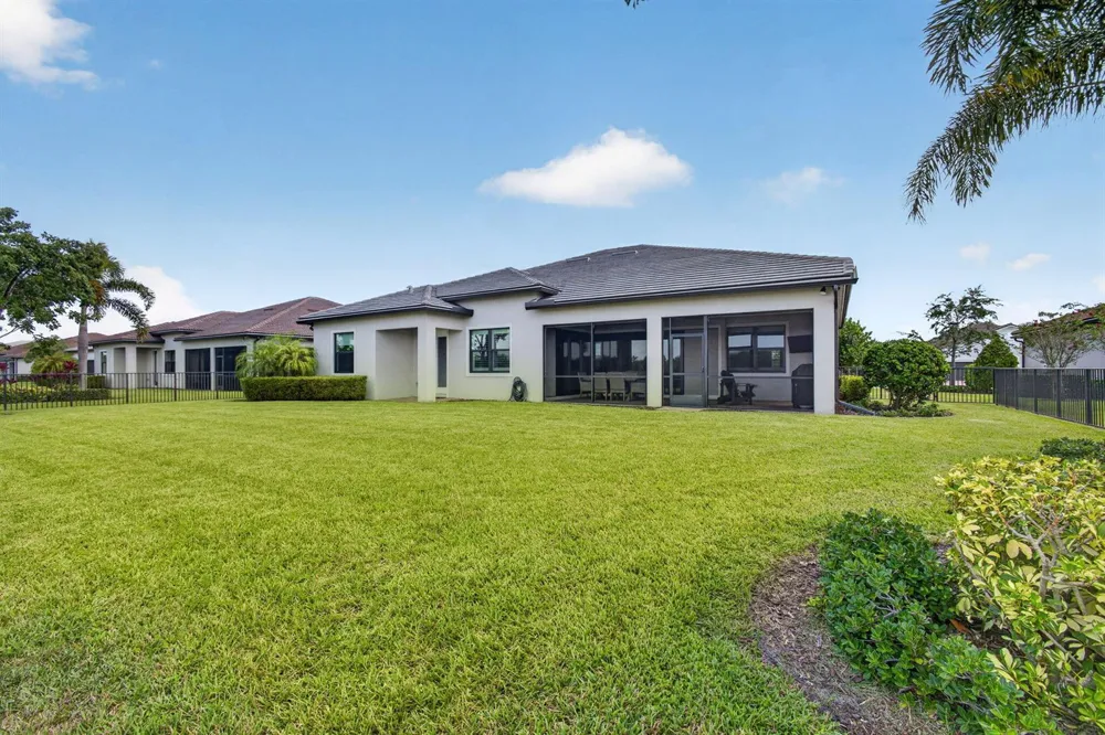 9223 Balsamo Drive Palm Beach Gardens, FL 33412