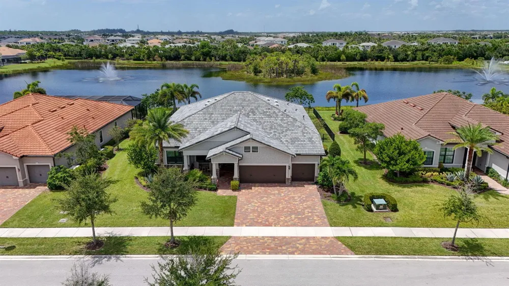9223 Balsamo Drive Palm Beach Gardens, FL 33412