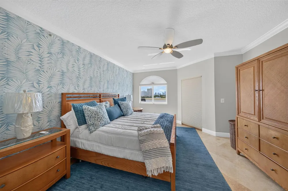 100 S BIRCH ROAD #701B Fort Lauderdale, FL 33316