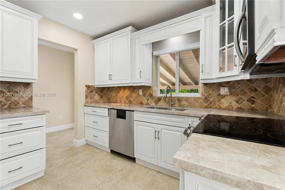 1435 SW 78th Ct Miami, FL 33144
