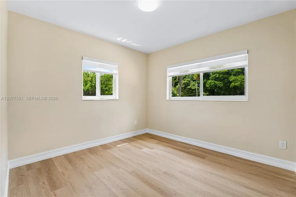 1435 SW 78th Ct Miami, FL 33144