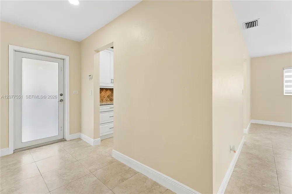 1435 SW 78th Ct Miami, FL 33144