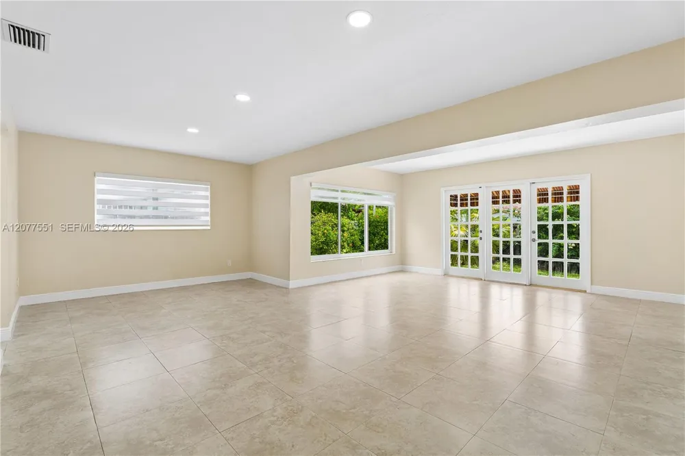 1435 SW 78th Ct Miami, FL 33144