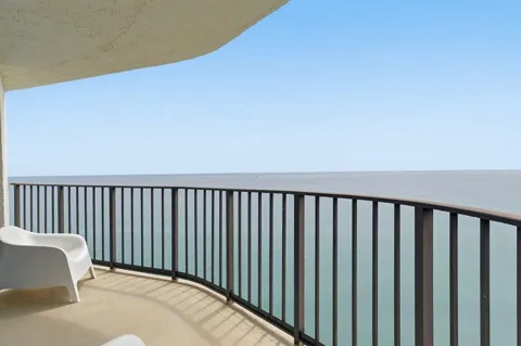 5420 Ocean Drive