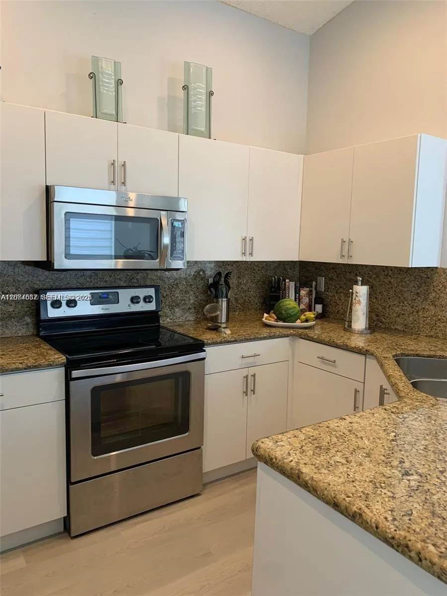 1477 Majesty Ter Weston, FL 33327