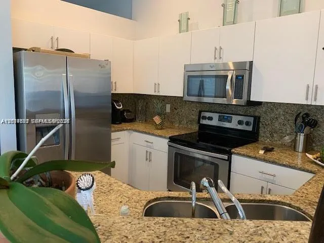 1477 Majesty Ter Weston, FL 33327