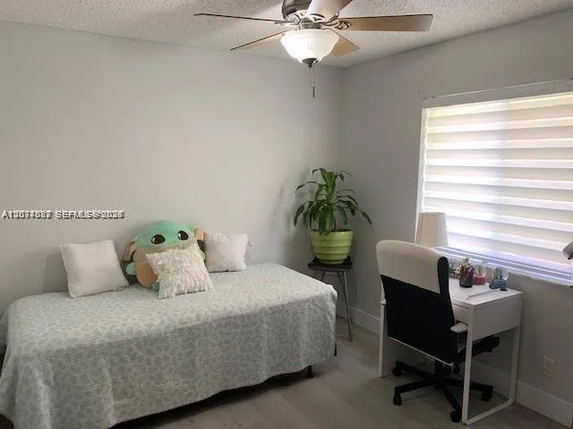 1477 Majesty Ter Weston, FL 33327
