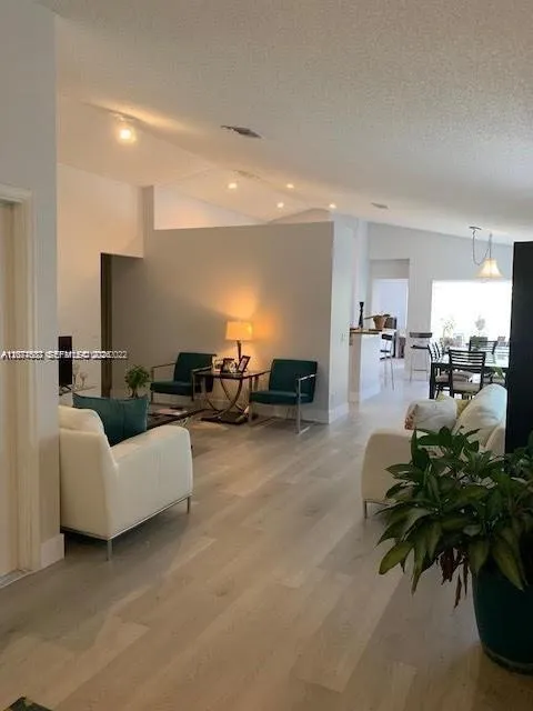1477 Majesty Ter Weston, FL 33327