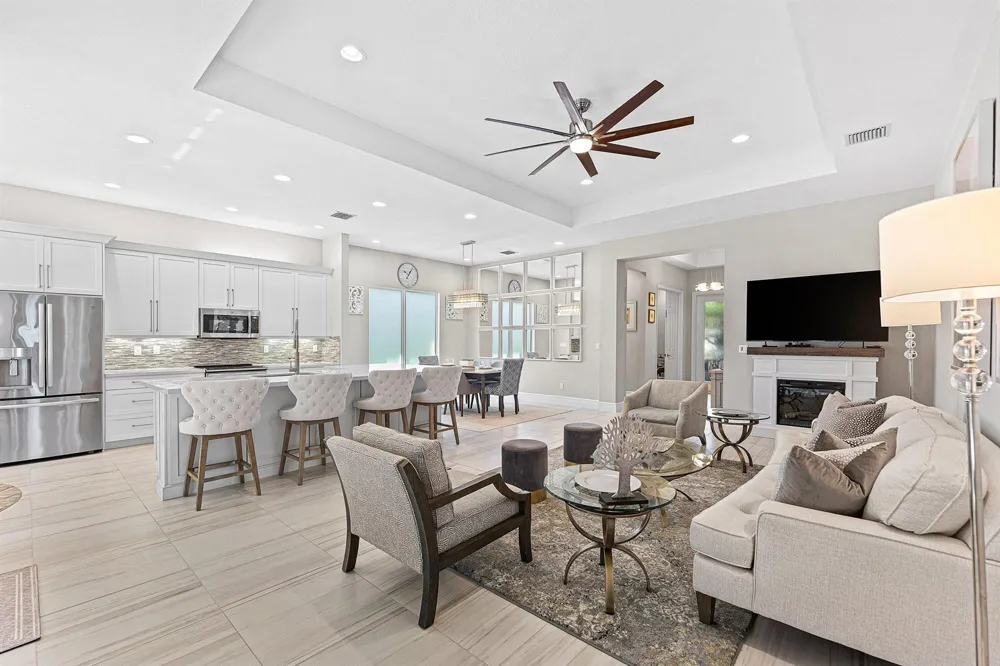 12608 CRESTED BUTTE AVENUE Boynton Beach, FL 33473