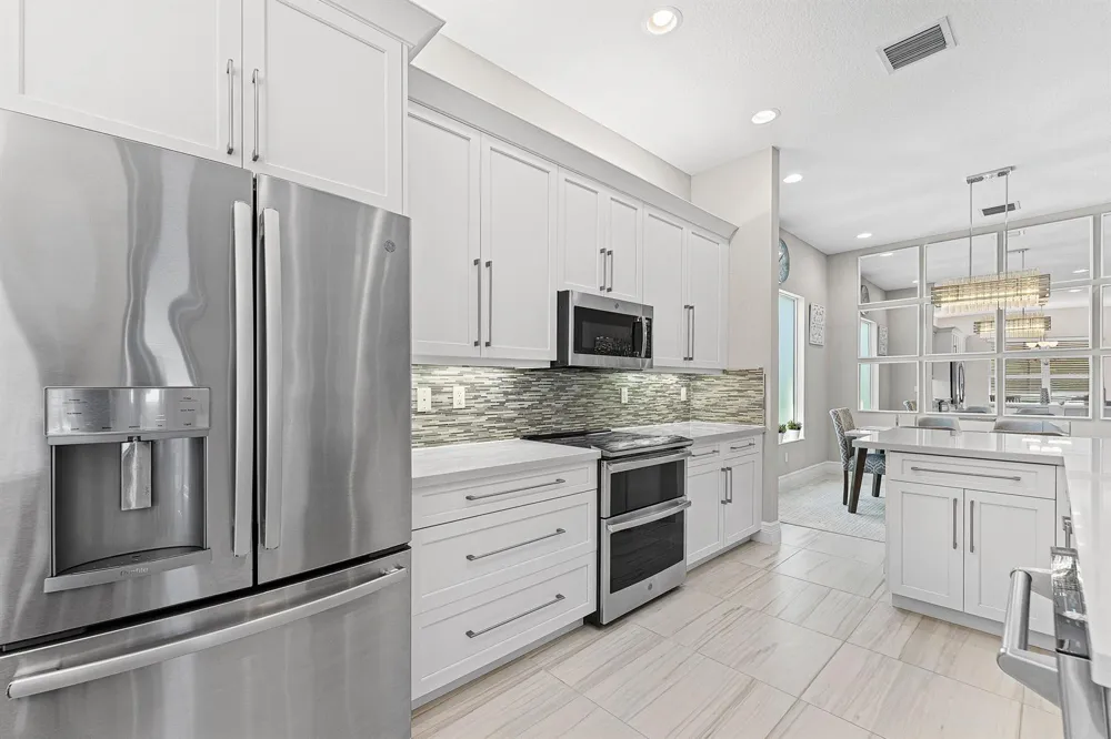 12608 CRESTED BUTTE AVENUE Boynton Beach, FL 33473