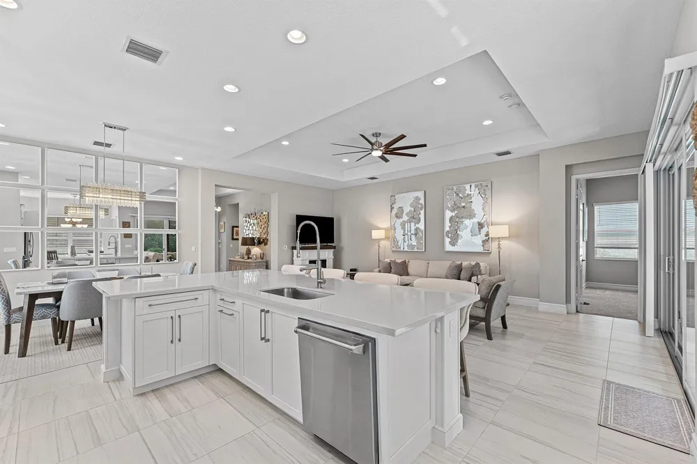 12608 CRESTED BUTTE AVENUE Boynton Beach, FL 33473