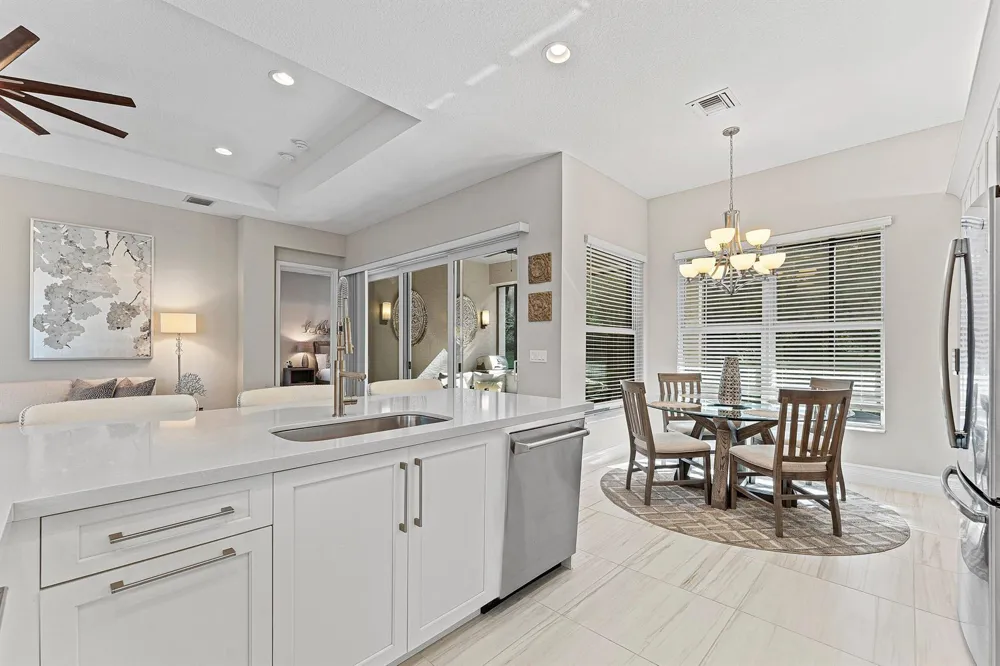 12608 CRESTED BUTTE AVENUE Boynton Beach, FL 33473