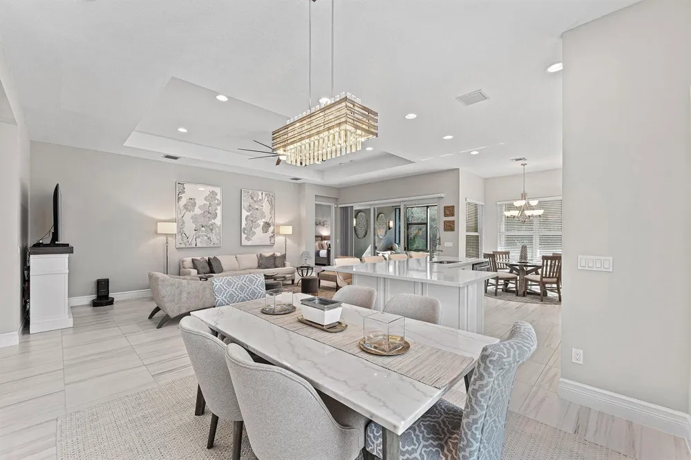 12608 CRESTED BUTTE AVENUE Boynton Beach, FL 33473