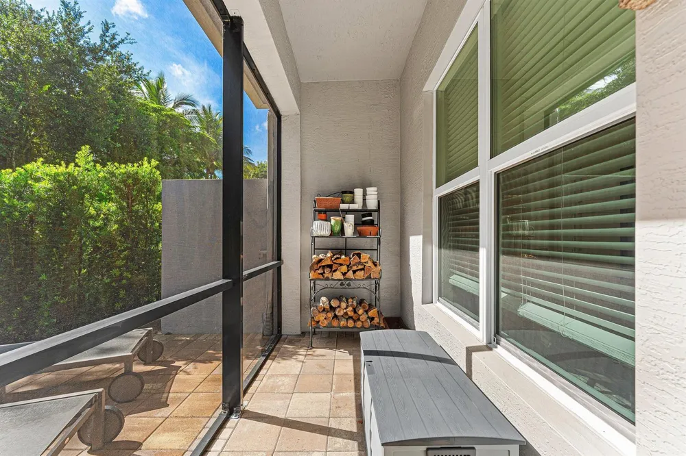12608 CRESTED BUTTE AVENUE Boynton Beach, FL 33473