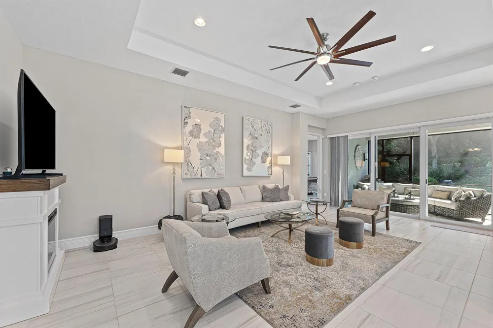 12608 CRESTED BUTTE AVENUE Boynton Beach, FL 33473
