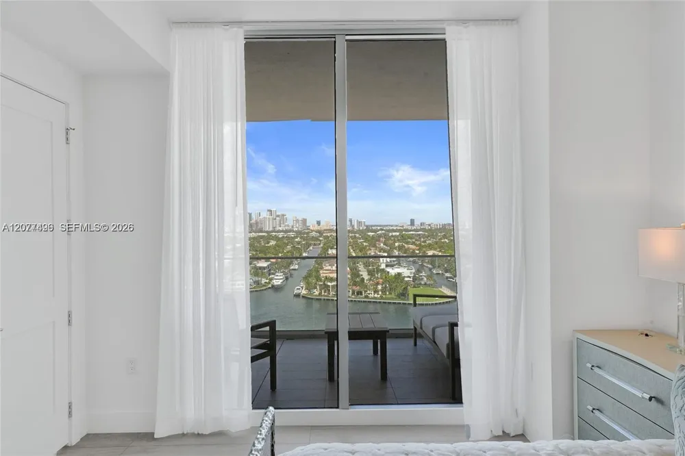 153 Seabreeze Boulevard #1403 Fort Lauderdale, FL 33304