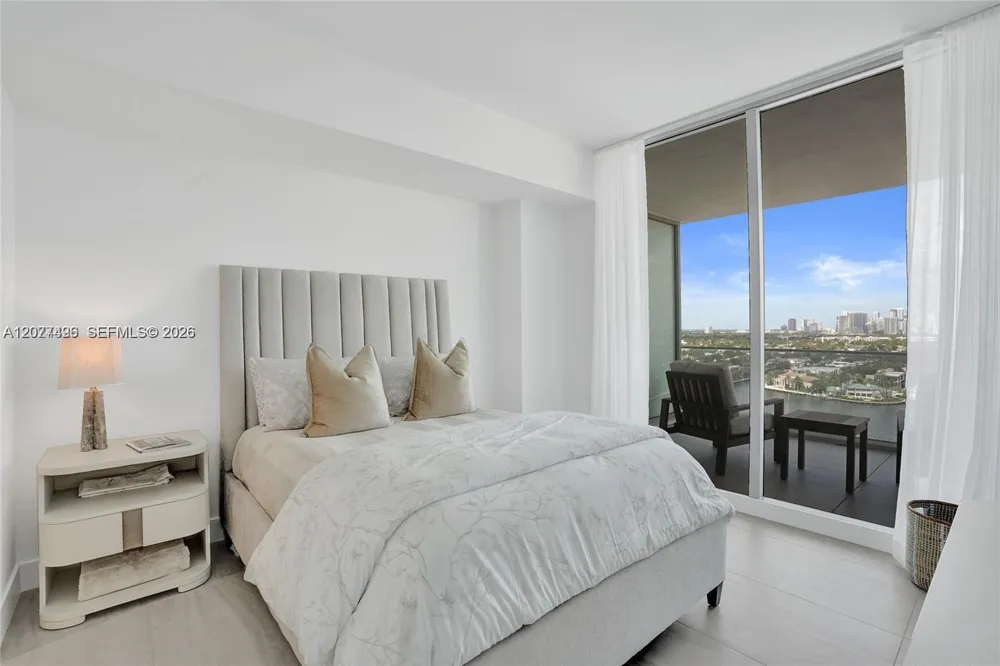 153 Seabreeze Boulevard #1403 Fort Lauderdale, FL 33304
