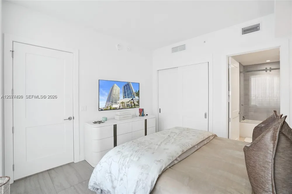 153 Seabreeze Boulevard #1403 Fort Lauderdale, FL 33304