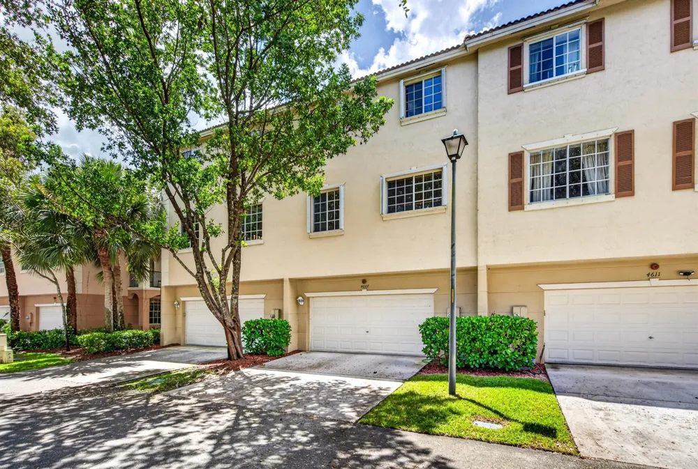 4607 Danson Way Delray Beach, FL 33445