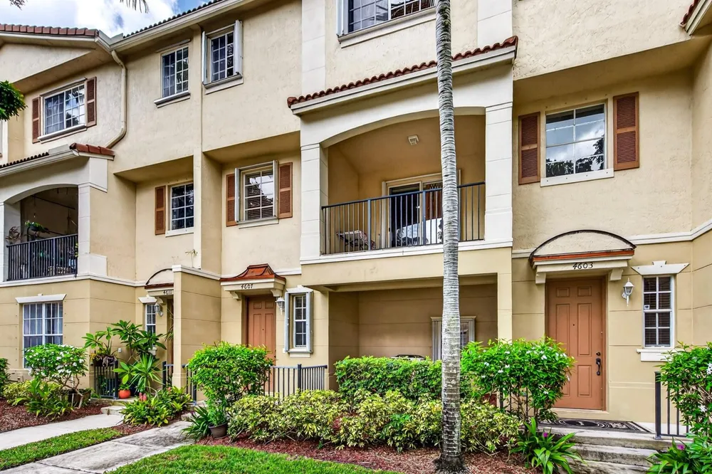 4607 Danson Way Delray Beach, FL 33445