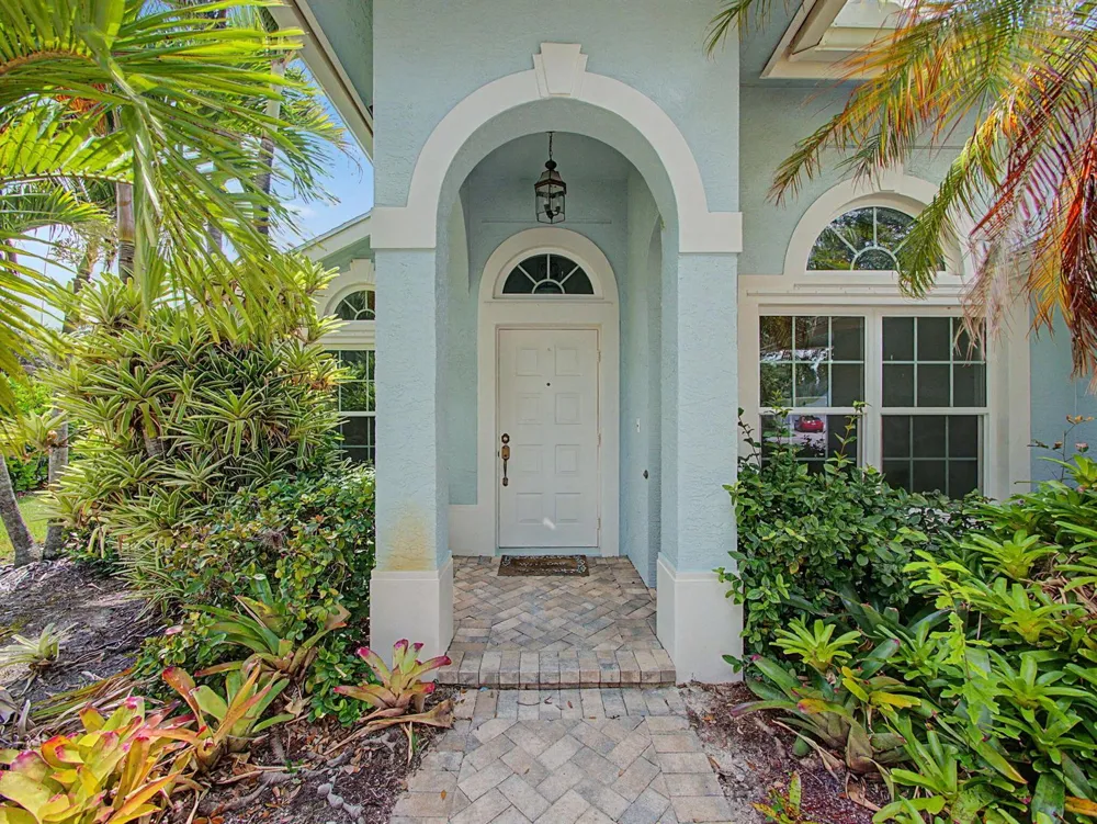 2166 SW MAINSAIL TERRACE Stuart, FL 34997
