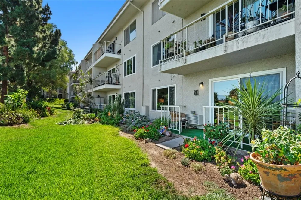 5369 Algarrobo #1C Laguna Woods, CA 92637