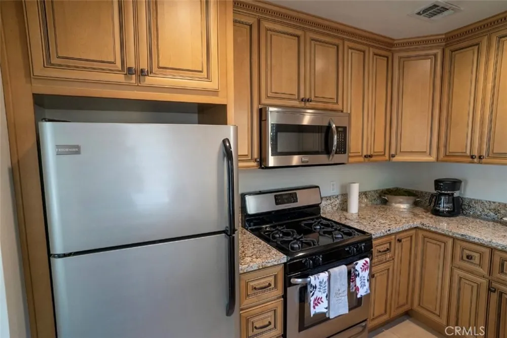 3314 Barham Boulevard Los Angeles, CA 90068