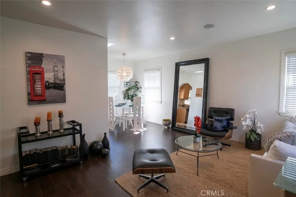 3314 Barham Boulevard Los Angeles, CA 90068