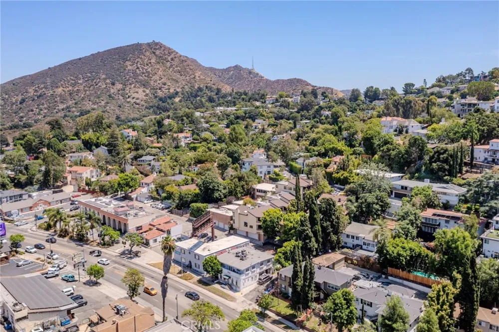 3314 Barham Boulevard Los Angeles, CA 90068