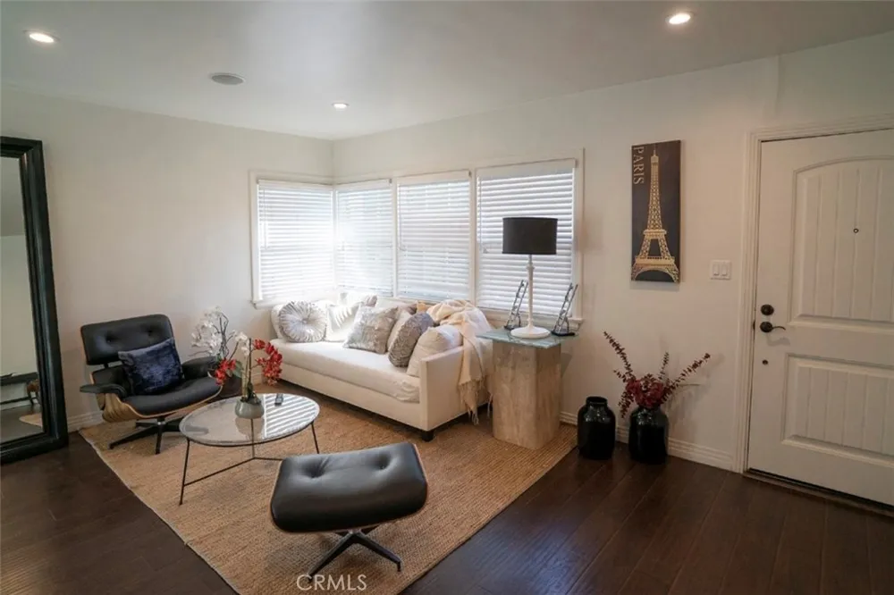 3314 Barham Boulevard Los Angeles, CA 90068