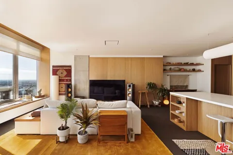 1155 S Grand Avenue #2107