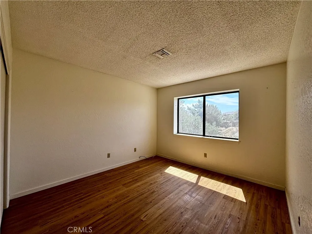 8234 Balsa Yucca Valley, CA 92284