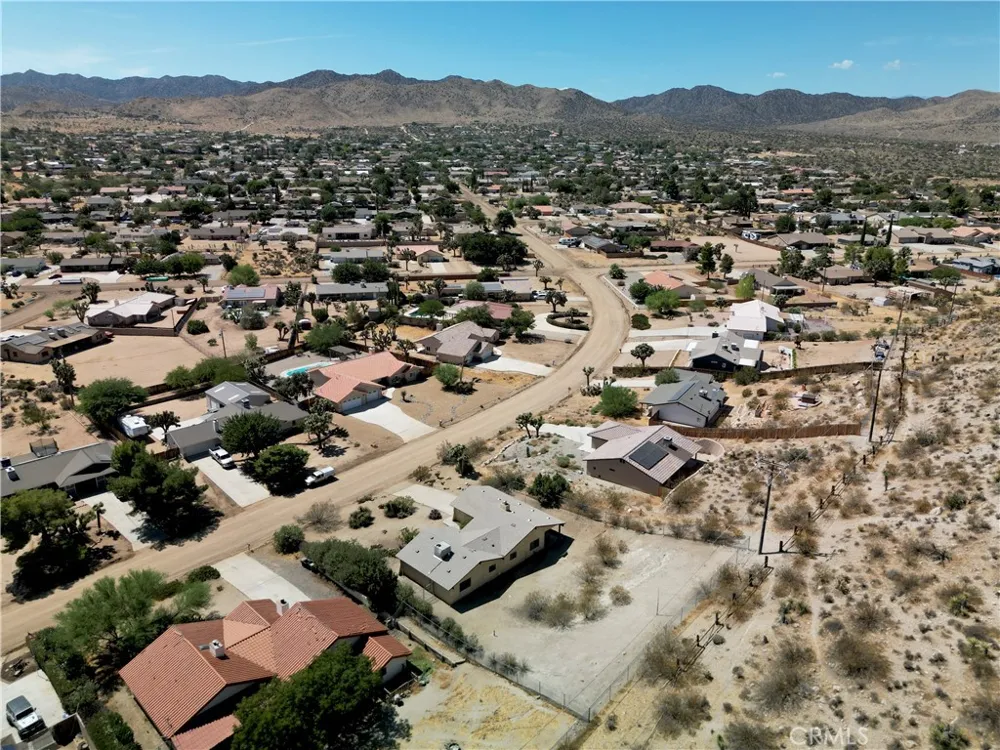 8234 Balsa Yucca Valley, CA 92284