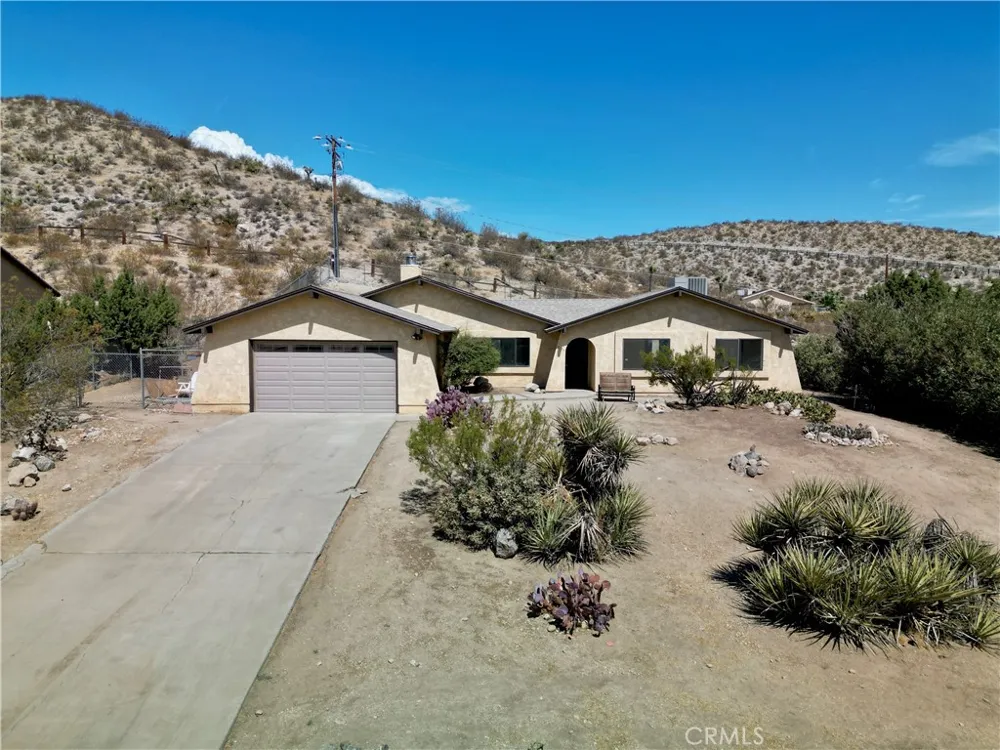 8234 Balsa Yucca Valley, CA 92284