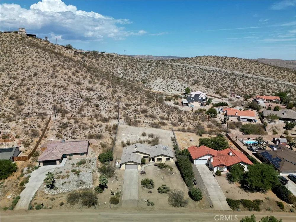 8234 Balsa Yucca Valley, CA 92284