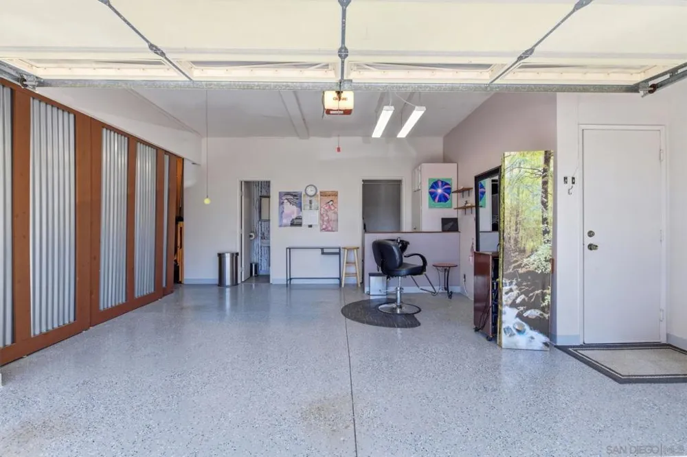1653 Vista Vereda El Cajon, CA 92019