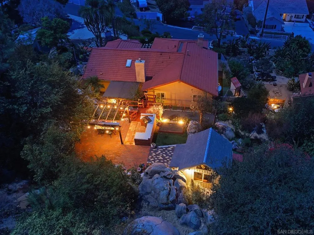 1653 Vista Vereda El Cajon, CA 92019